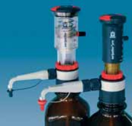 Distributeur Seripettor ® BRAND Type seripettor® Volume 1 - 10 ml Grad. 0,2 ml Justesse £ ± R%Vol. max. 1,2 Précision £ ± CV%Vol. max. 0,2