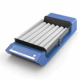 Agitateur à rouleaux Roller 6 digital Description Dimensions(l x p x h) 240 x 545 x 115 mm Vitesse derotation 5 - 80 tr/min Poids 4,0 kg