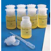 Flacon gradué à col large en polyéthylène Capacité 100 ml Grad. 20 ml Ø ext. 48 mm Øint. 24,00 mm Hauteur 89 mm