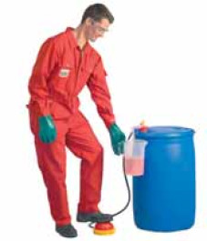 Pompe vide-fûts à pied OTAL Matériau PP Ø 22 mm Débit 30 l / min Profondeur d'immersion 900 mm