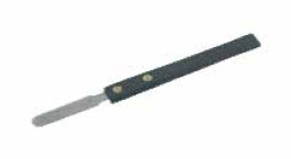 Spatule manche bois, en acier inox 18/10 Longueur 150 mm Largeurde lame 10 mm Longueurde lame 50 mm