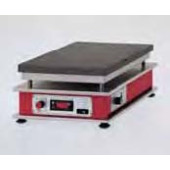Plaque chauffante haute précision PZ 44 Type PZ 44 Plaque chauffante 290 x 440 mm Plage detempérature 20 - 450 °C max. Puissance 3300 Watt Dimensions(l x p x h) 320 x 470 x 190 mm Poids 23,0 kg Alimentation secteur 230* V