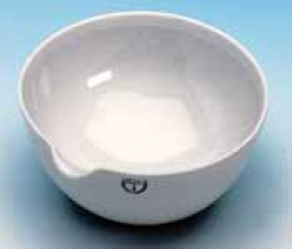 Capsule à évaporation semi-profonde à fond rond et avec bec verseur, en porcelaine