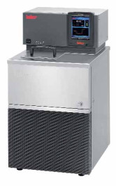 Refroidisseur Compatible Control -45°C Type CC-405w Plage de  temp. -40 ... +200 °C Volume 5 l Puis.de chauffe 1500 W Puissance cryogénique KWà 100/20/0/-20/-30/-40°C 0,7 / 0,7 / 0,7 / 0,45 / 0,18 / 0,03