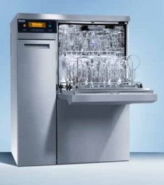 LAVEURS DESINFECTEURS  PROFITRONIC + (PG 8535/36) carrosserie et dessus inox, pompe pour eau déminéralisée